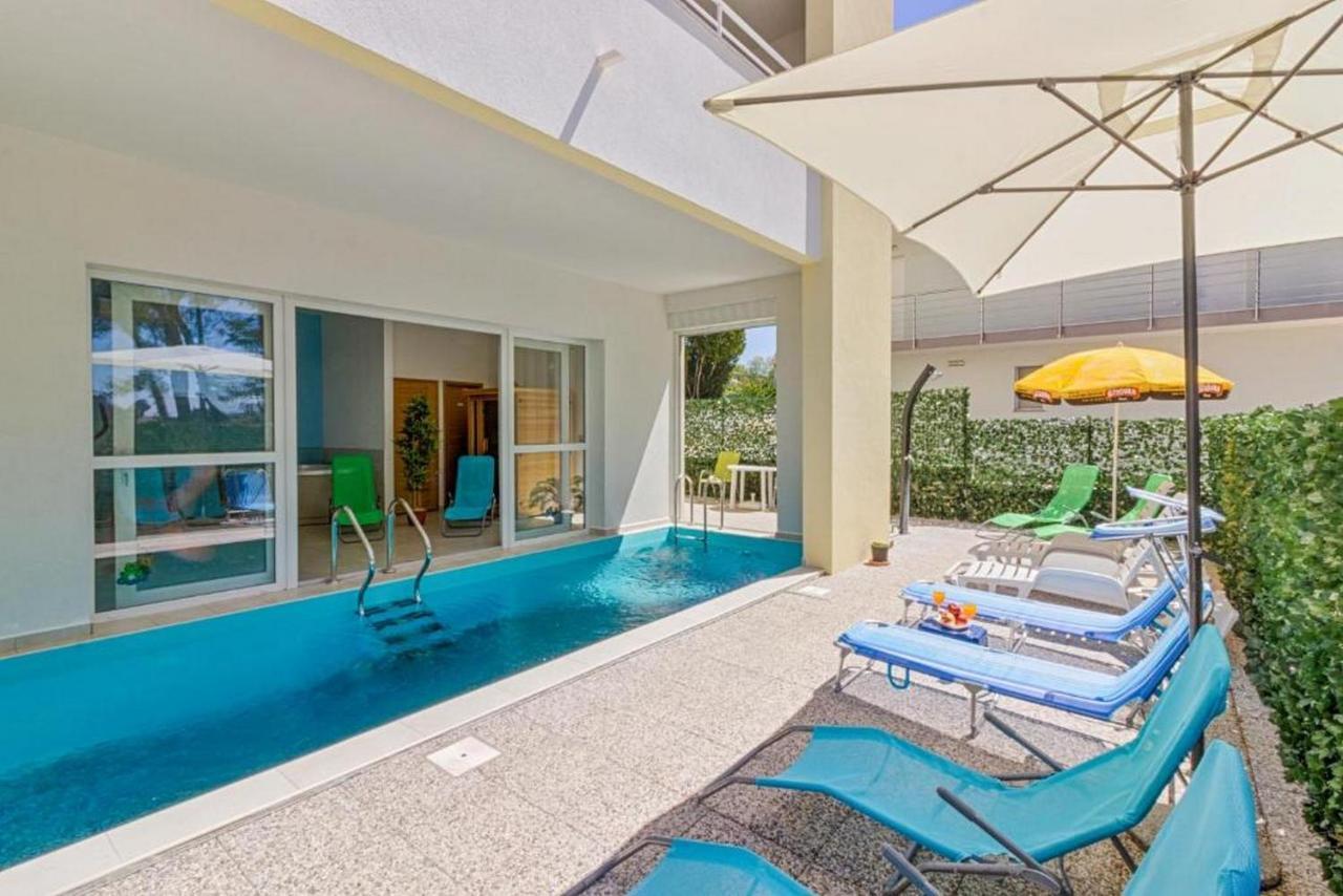 Deluxe Appartement met 2 Slaapkamers en een Balkon met Uitzicht op Zee