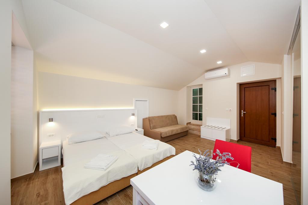 Tweepersoonskamer met 1 of 2 Bedden en Balkon