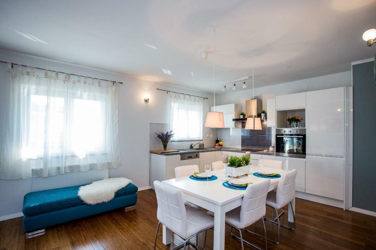 Superior Appartement met 2 Slaapkamers en Balkon
