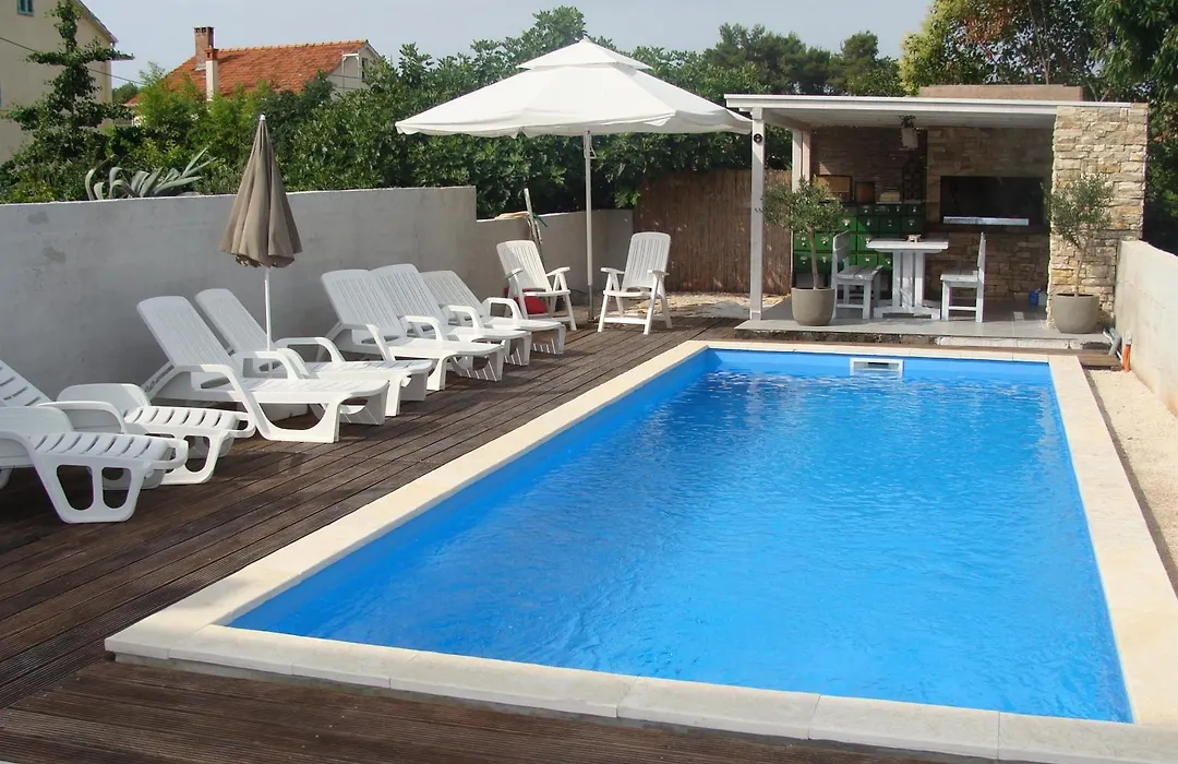 Guest House Dragic-1