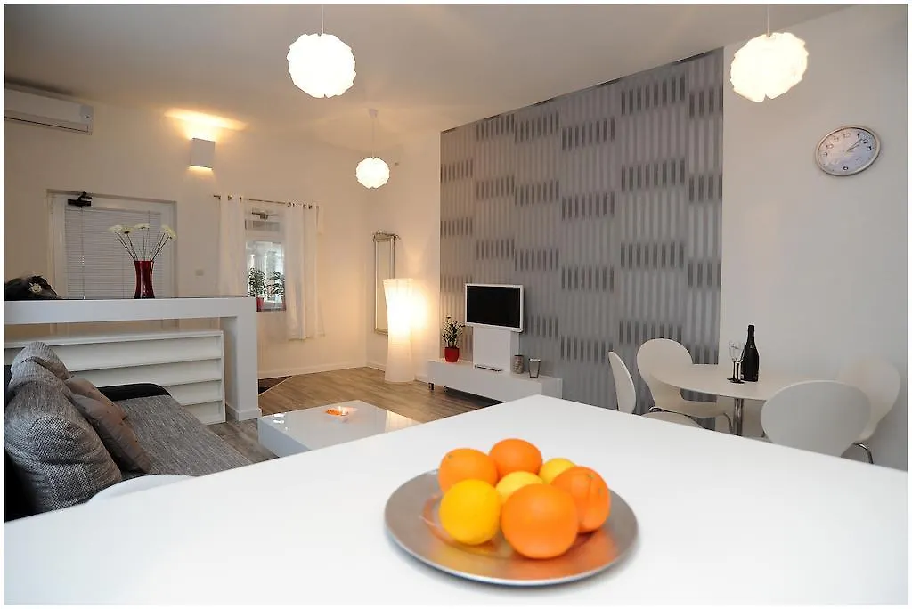 Guest House D&G -I Apartment & Room-1
