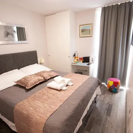 Calm Apartment & Room-3