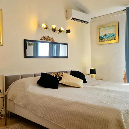Art Villa Ines-3